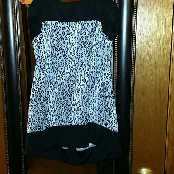 Top - Picture 4 of 4