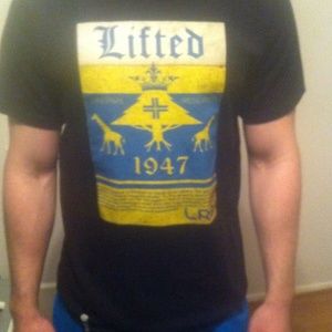 Lrg lifted Tshirt