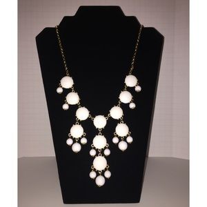 🔱 White Bubble Necklace 🔱