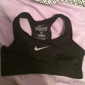 Sports bra
