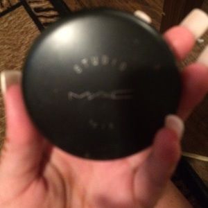 Mac bronzer