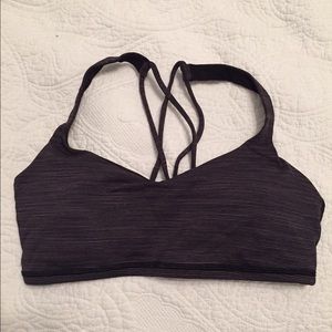Lululemon sports bra