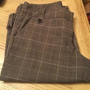 Black and gray Capri pants