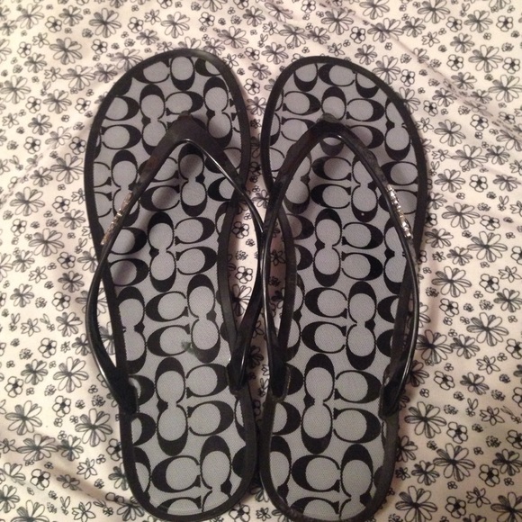 Coach flip flops