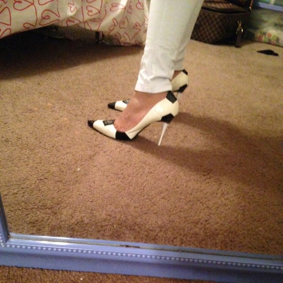 Sold - Picture 4 of 4