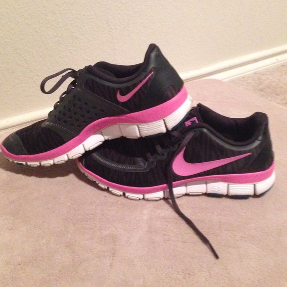 Nike Shoes Zig Zag Chevron Nike 5 Poshmark