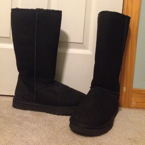 Brand New Classic Tall Black Uggs