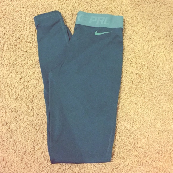Nike pro