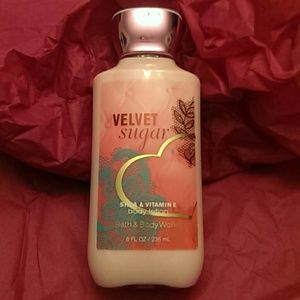 📦NWT BBW Velvet Sugar Lotion