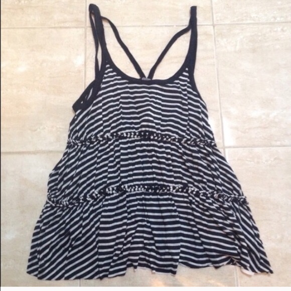 Free People new with tag top size S - Picture 2 of 4