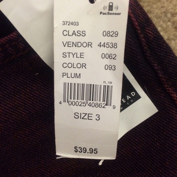 SOLD - Picture 3 of 4