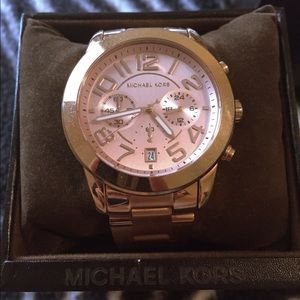 mk watch