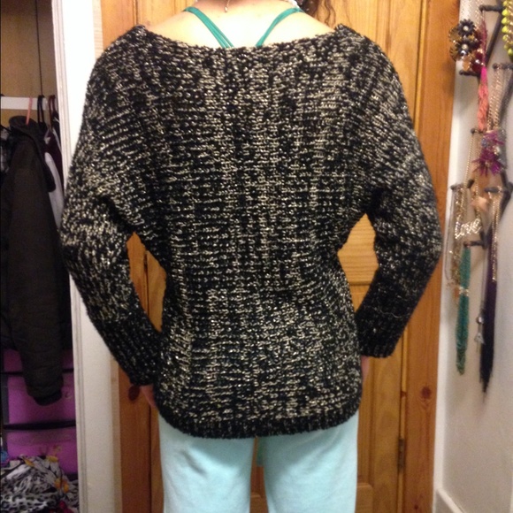 Sweater - Picture 2 of 2