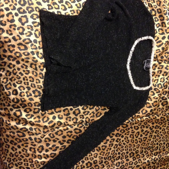 Sweater - Picture 2 of 2