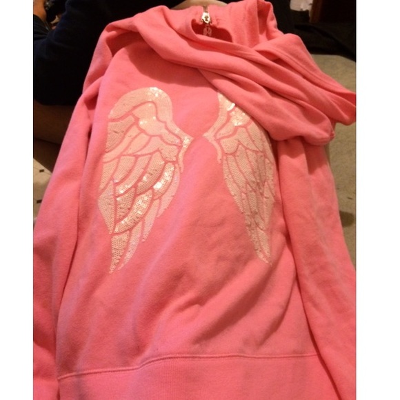 Very pretty , wings ❤️❤️