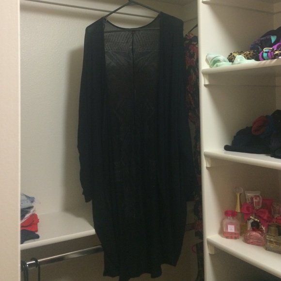 Sold Aztec pattern kimono - Picture 2 of 2