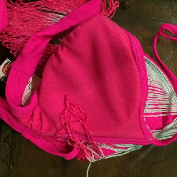 ❌SIB❌The Bikini Lab Dark Pink Fringe Bralette NWT - Picture 3 of 4