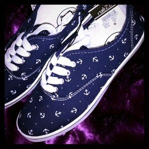 NWT Anchor shoes
