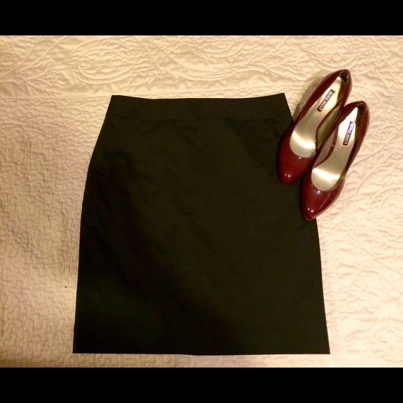 2 for $40 listing Black Work Style Skirt - Picture 1 of 3