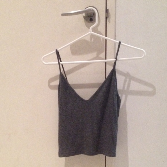 Brandy Melville ribbed crop top