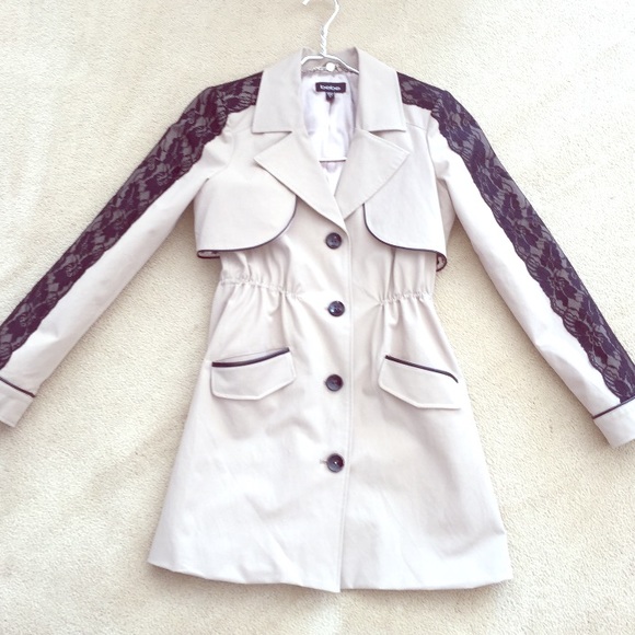 bebe Jackets & Blazers - BeBe Taupe/Nudish Trench Coat with top lace sleeve