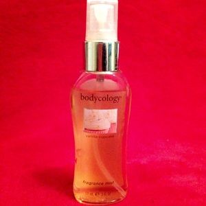 Vanilla Cupcake Bodycology Fragrance Mist