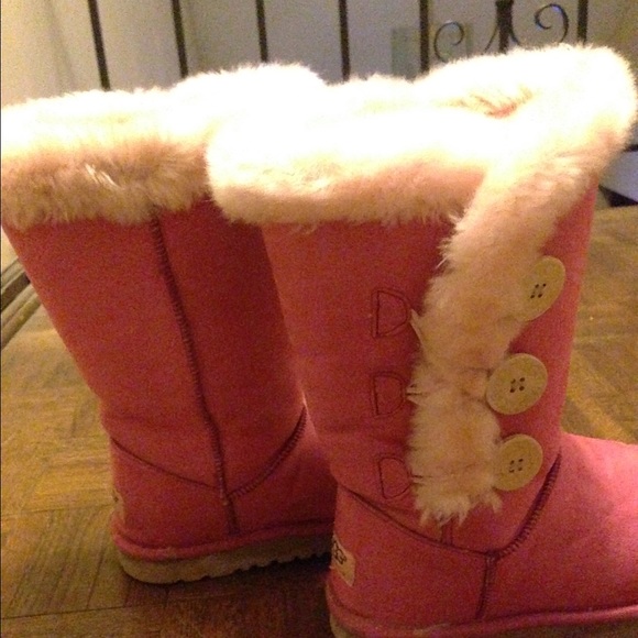 TALL PINK BAILEY BUTTON UGGS