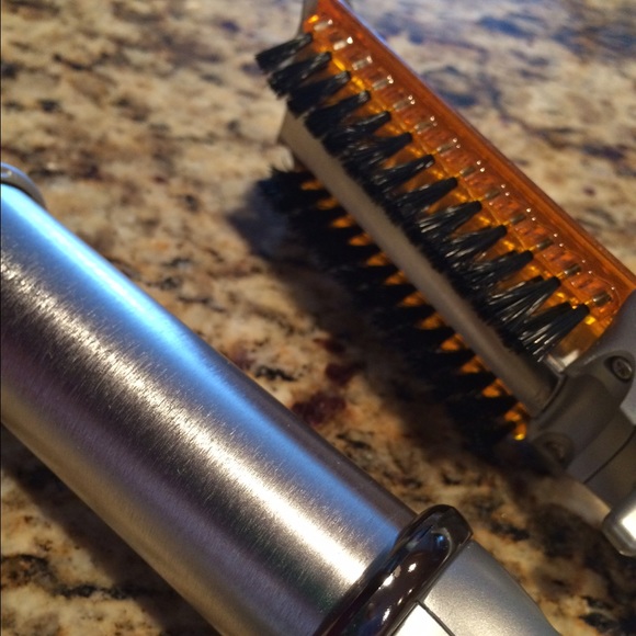 InStyler rotating curling iron