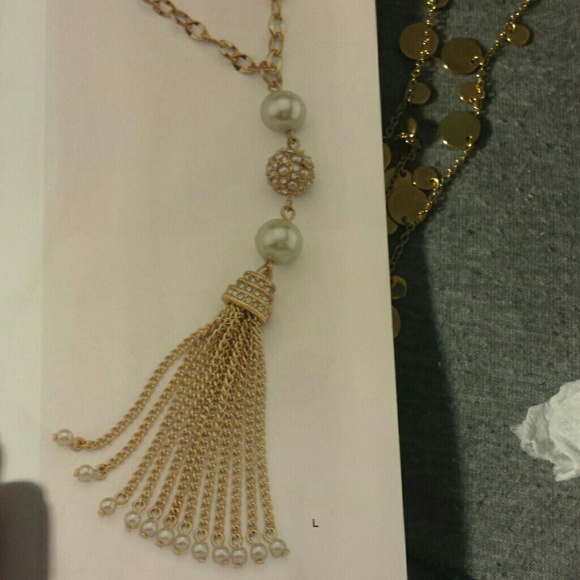 NECKLACE - Picture 3 of 4