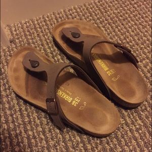 Birkenstock Gizeh Sandals