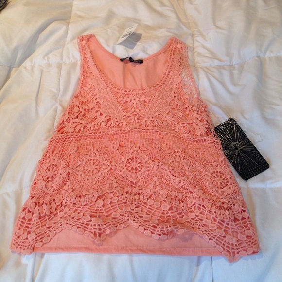 Sleeveless top