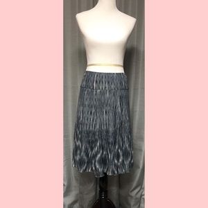 Skirt gray and black