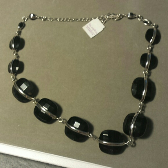 Lia Sophia necklace