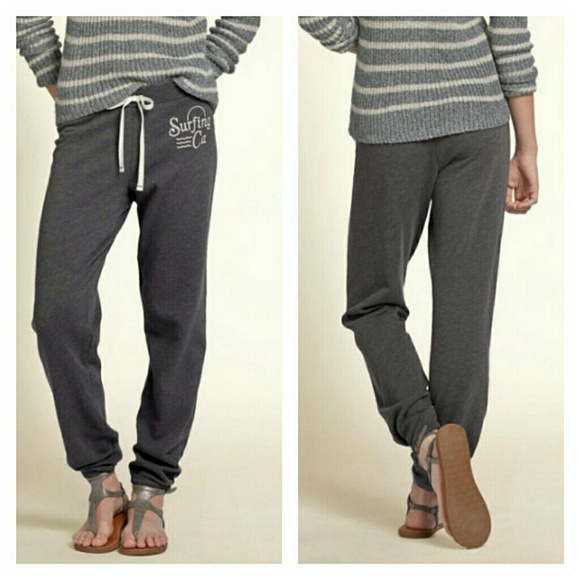 NWT- Hollister Classic Banded Sweatpants