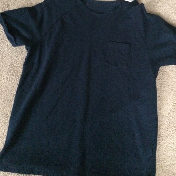 urban outfitters small blue pocket tee shirt .