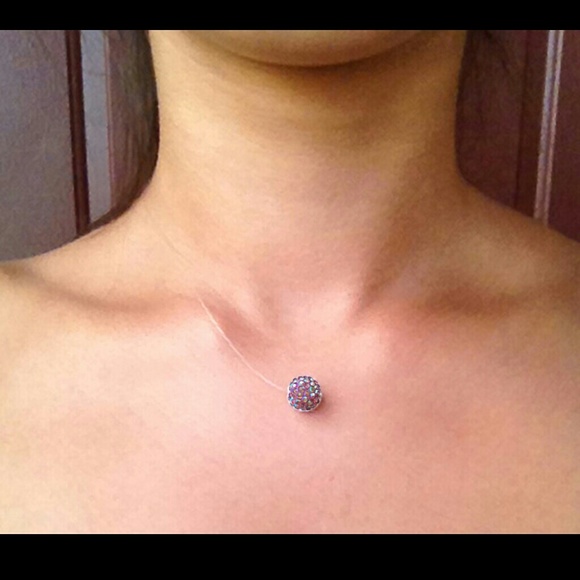 Floating illusion necklace (PINK) - Picture 1 of 2