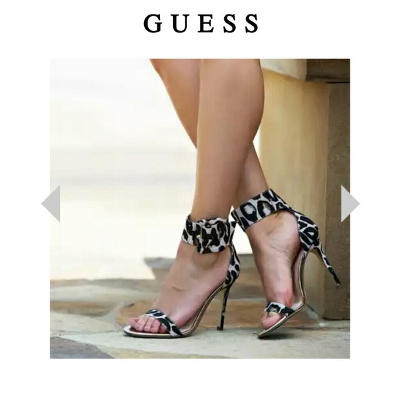Guess Shoes - Guess "Odeum" Sandal