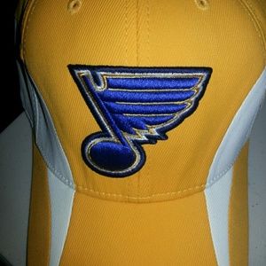 St louis blues nhl ballcap NWOT