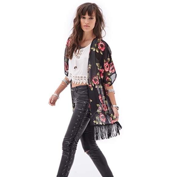 Forever 21 Floral Kimono LF Brandy Melville Small