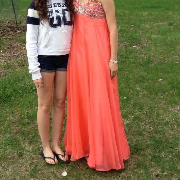 pink prom dress - Picture 2 of 4