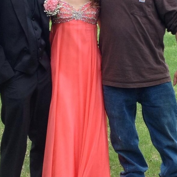 pink prom dress - Picture 3 of 4