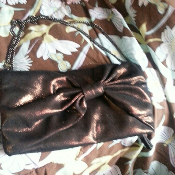 Like new purse gap. Glitter brown