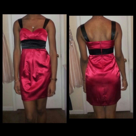 Red & Black dress. - Picture 1 of 1