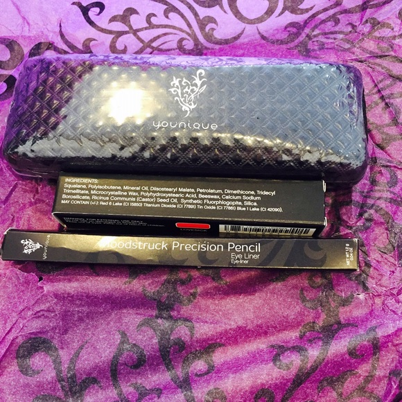 Younique makeup bundle