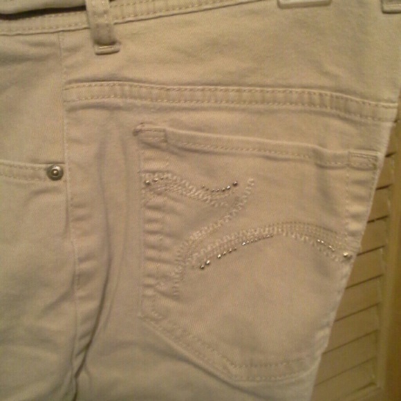 Pants - Picture 2 of 4