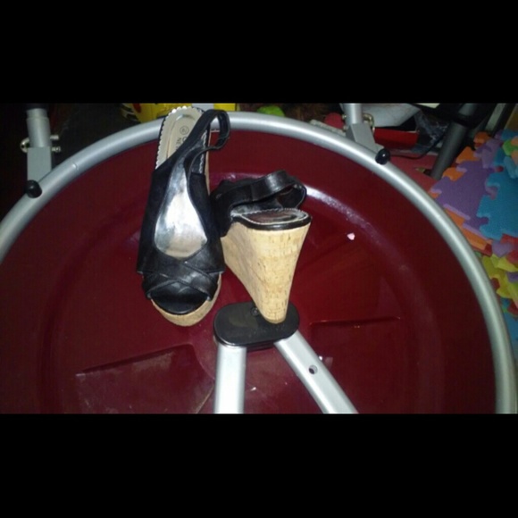 Wedge heels