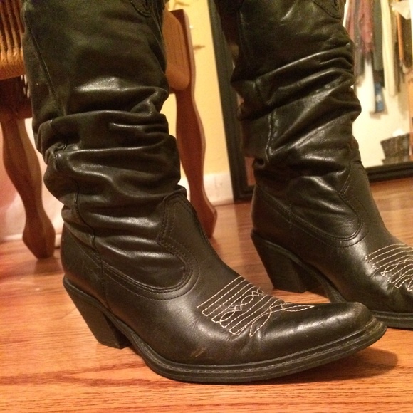 Black scrunch cowgirl boots