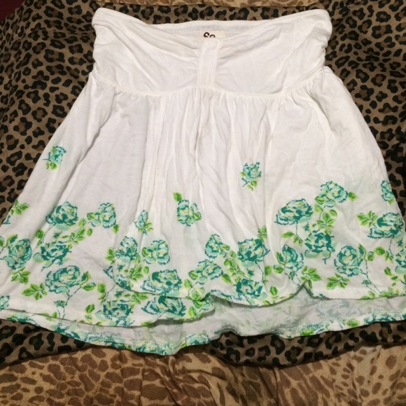 Strapless floral shirt