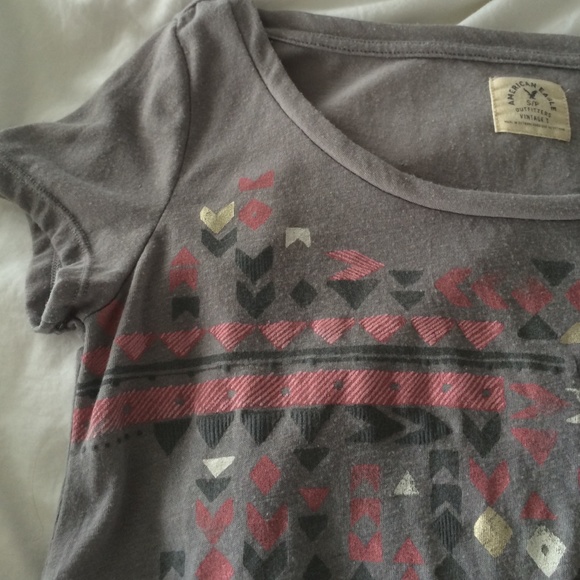 GREAT DEAL! Cute patterned crop top