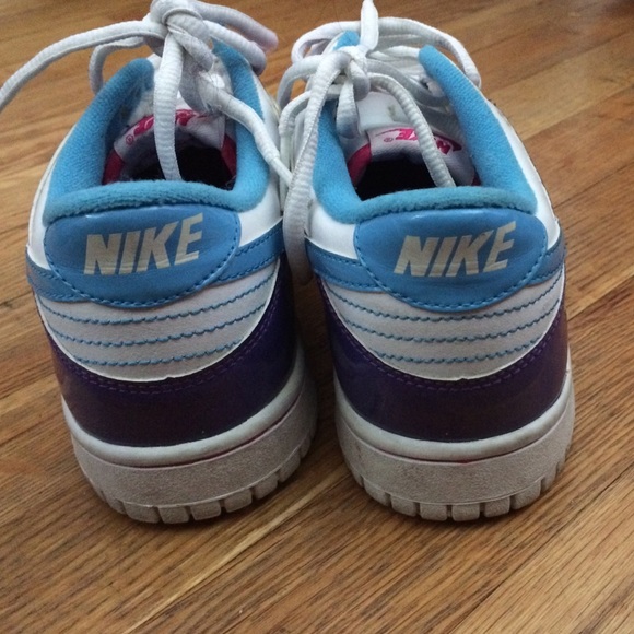 Nike sneakers, worn once - Picture 4 of 4
